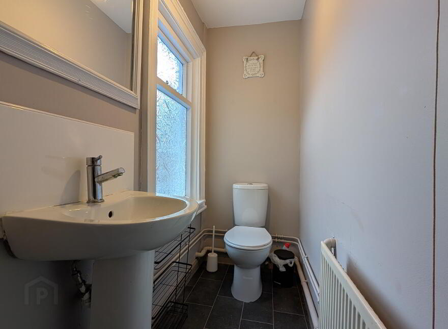 24 Delhi Street, Belfast, BT7 3AJ