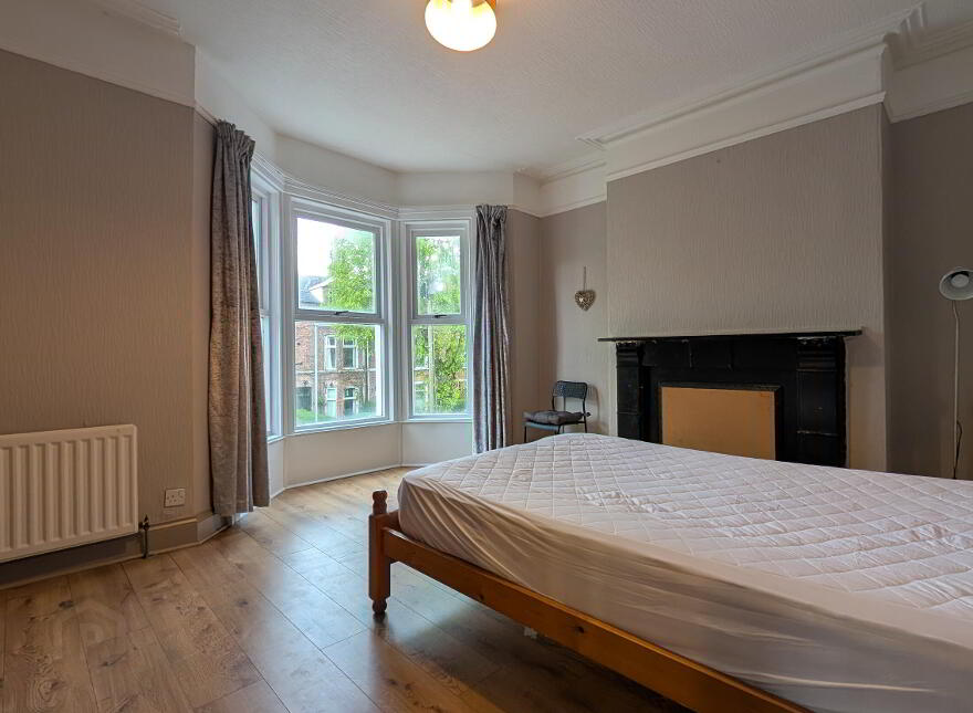 24 Delhi Street, Belfast, BT7 3AJ