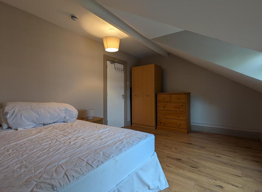 24 Delhi Street, Belfast, BT7 3AJ
