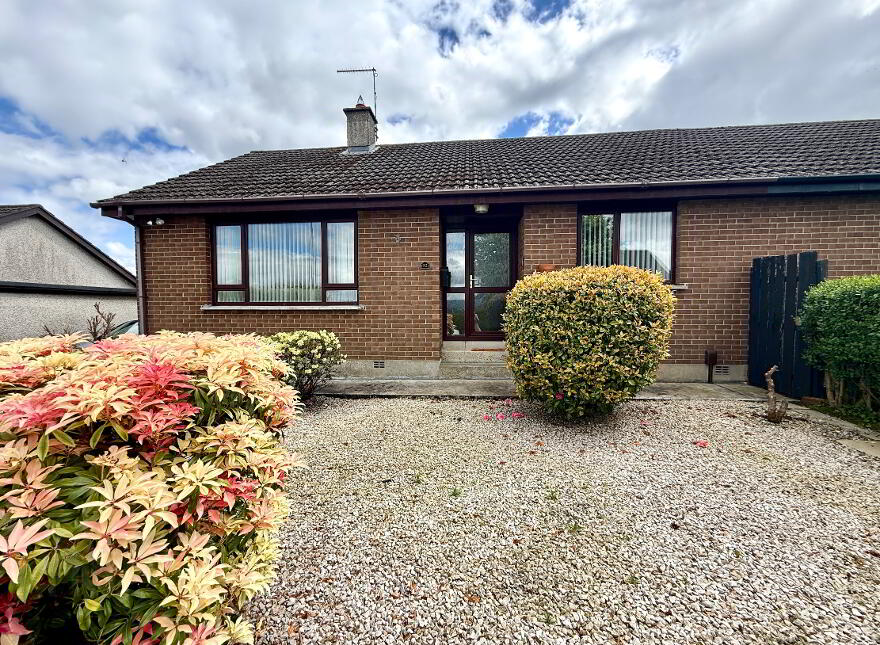 92 Cawhill Park, Waterside, L'Derry, BT47 6XX