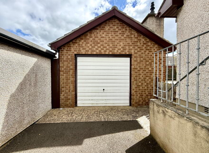 92 Cawhill Park, Waterside, L'Derry, BT47 6XX