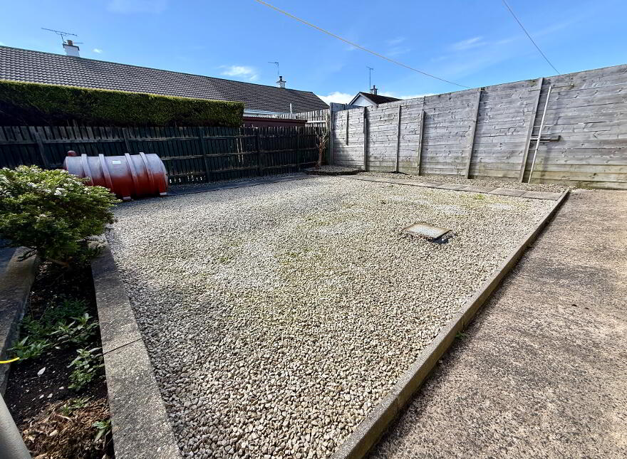 92 Cawhill Park, Waterside, L'Derry, BT47 6XX