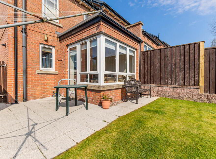 8 Sir Richard Wallace View, Lisburn, BT28 3NY