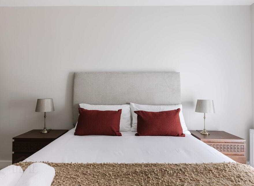 Apt 1, 7 Pier West, Kerr Street, Portrush, BT56 8DG
