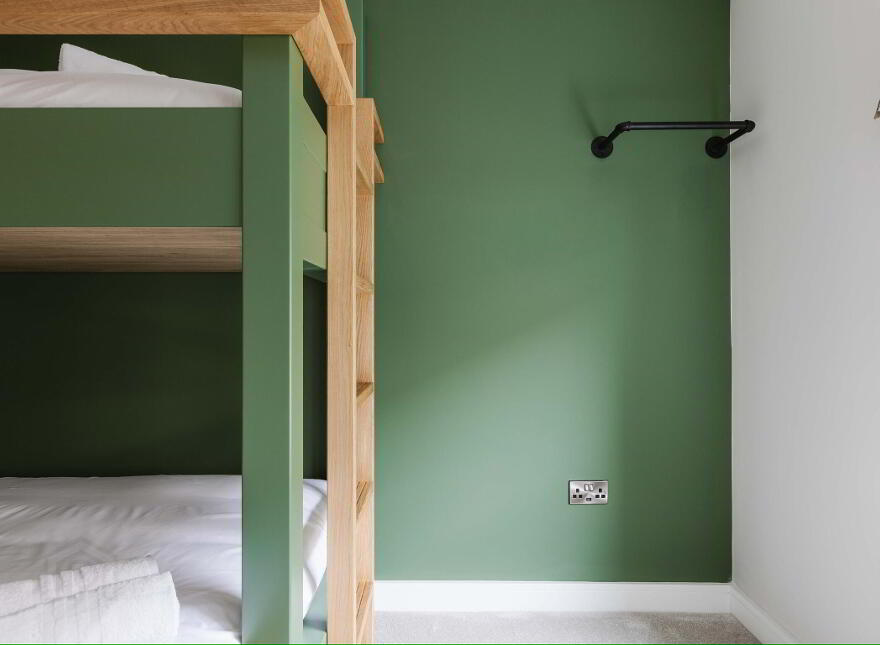 Apt 1, 7 Pier West, Kerr Street, Portrush, BT56 8DG