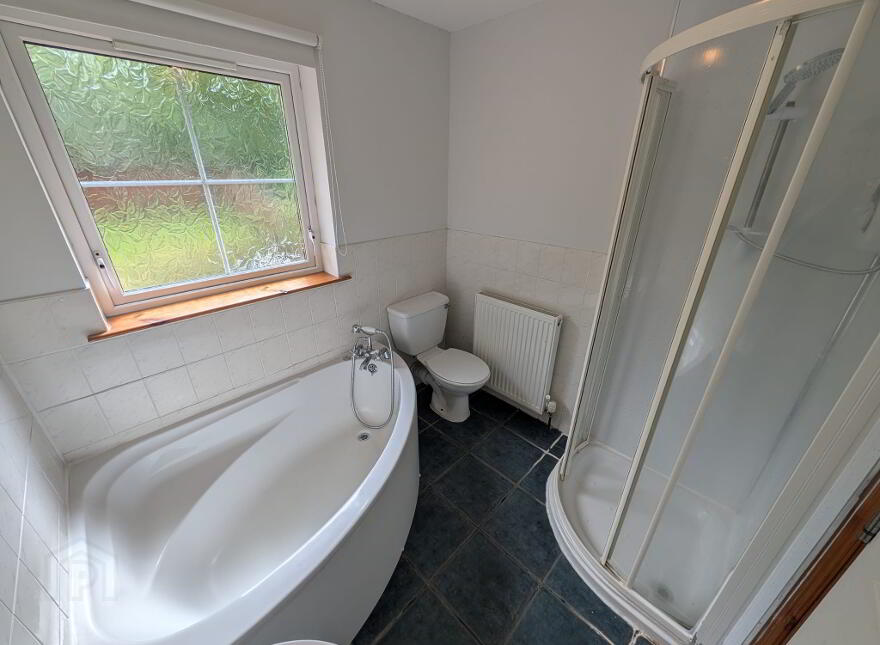 10 Greenvale Grove, Antrim, BT41 1SW