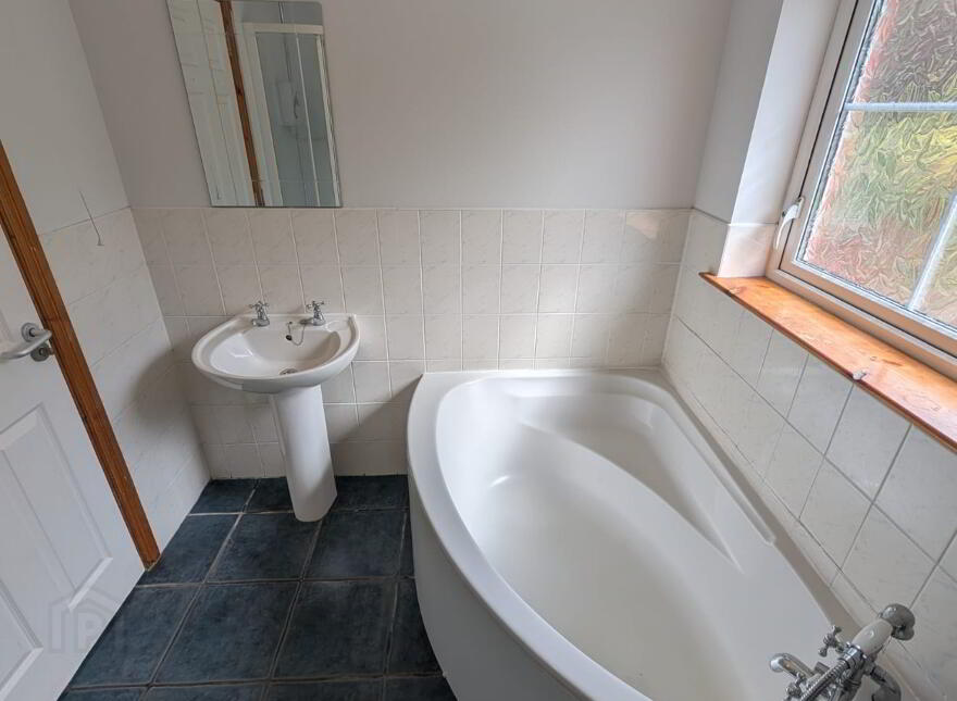 10 Greenvale Grove, Antrim, BT41 1SW