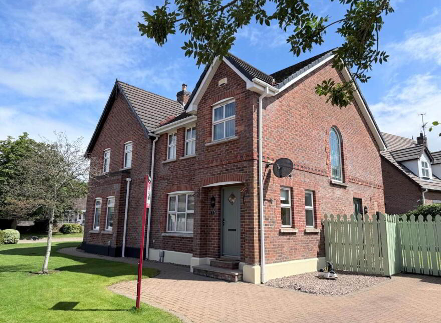 8 Ivy Mead, Derry - Londonderry, BT47 3WW