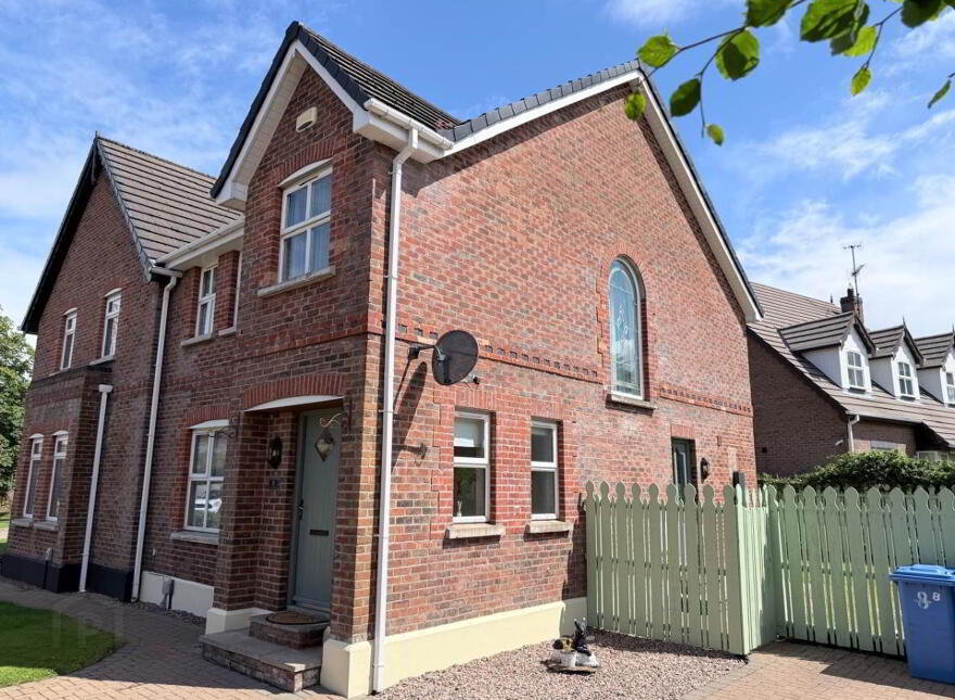 8 Ivy Mead, Derry - Londonderry, BT47 3WW