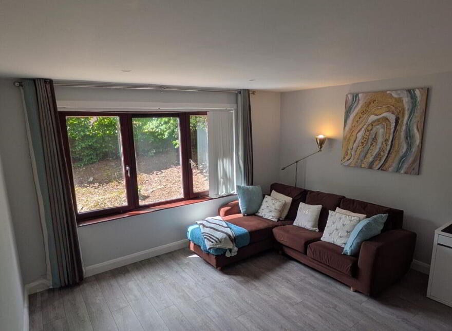 2B Stranmillis Court, Belfast, BT9 5FB