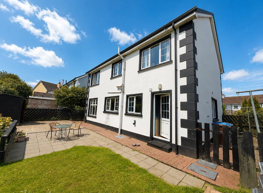 2 Millers Close, Claudy, L'Derry, BT47 4UF