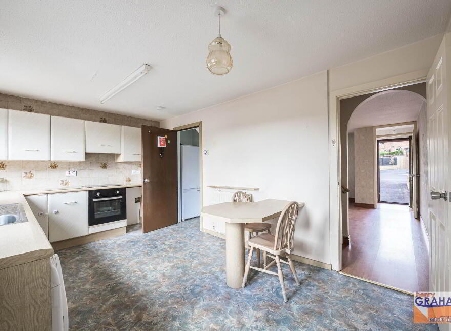 53 Hilden Court, Lisburn, BT27 4YL
