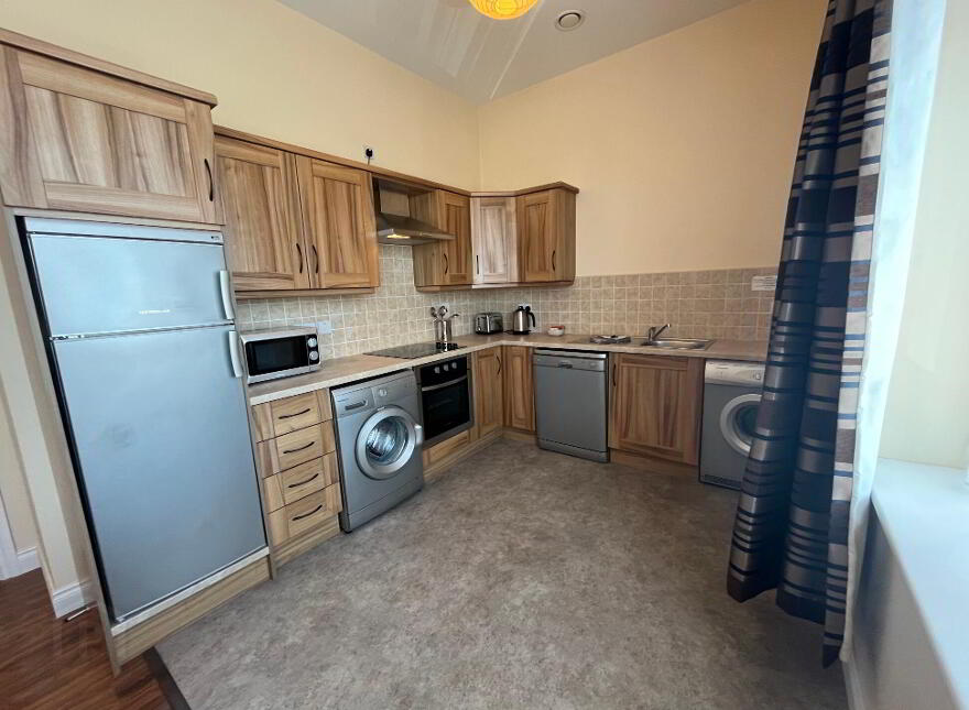 Gala, Main Street, Enniscrone, F26XK40