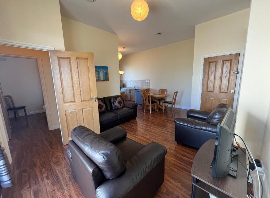 Gala, Main Street, Enniscrone, F26XK40