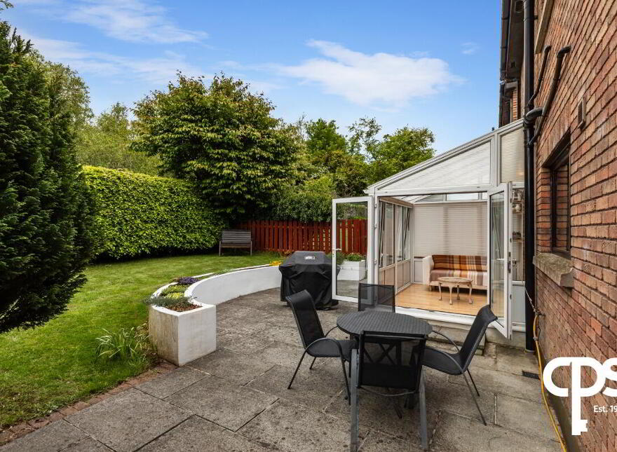 21 Beechwood Grove, Belfast, BT8 7UR