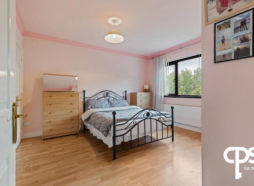 21 Beechwood Grove, Belfast, BT8 7UR