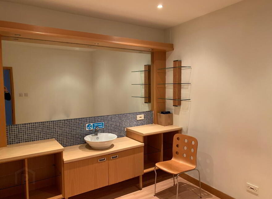Serviced Offices / Rooms, 161 Stranmillis Road, Serviced Commercial Ro...Belfast, BT9 5AS