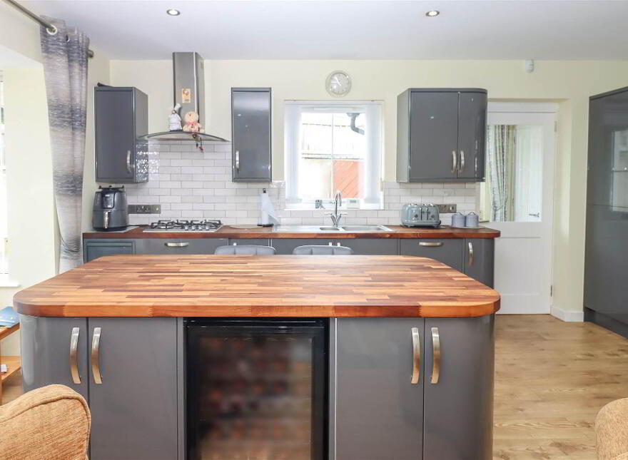 19 Millmount Lane, Dundonald, Belfast, BT16 1WN