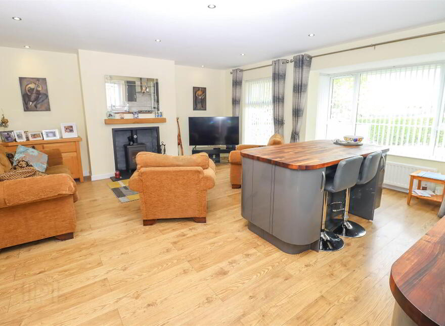 19 Millmount Lane, Dundonald, Belfast, BT16 1WN