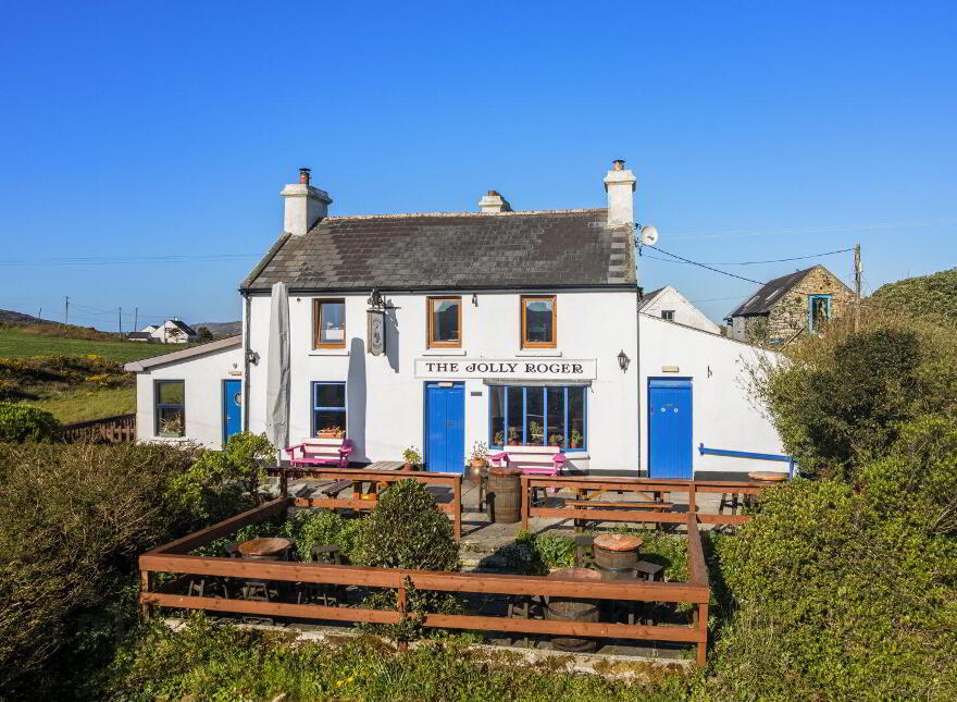 Jolly Roger, Farranacoush, Sherkin Island, P81Y635