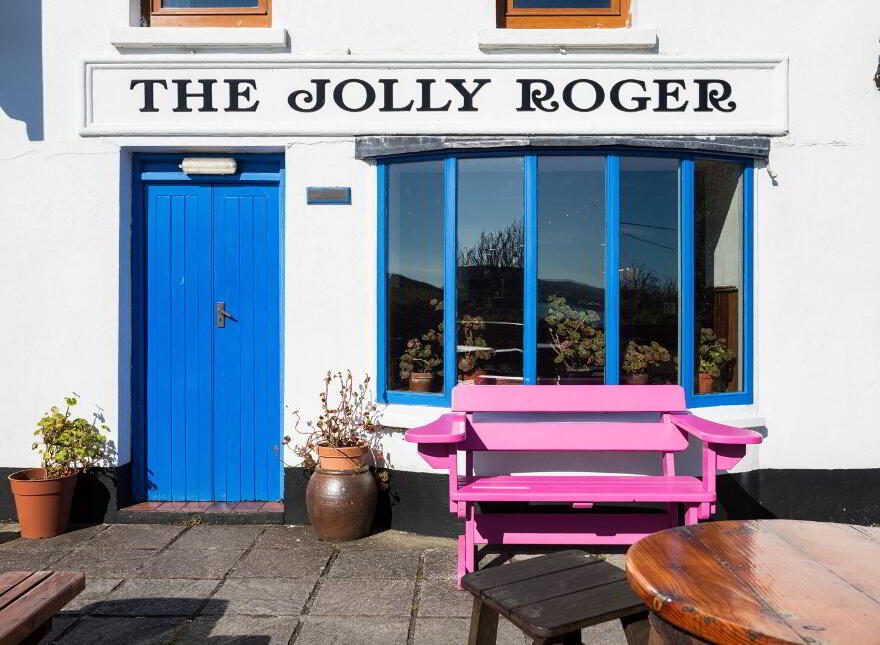 Jolly Roger, Farranacoush, Sherkin Island, P81Y635