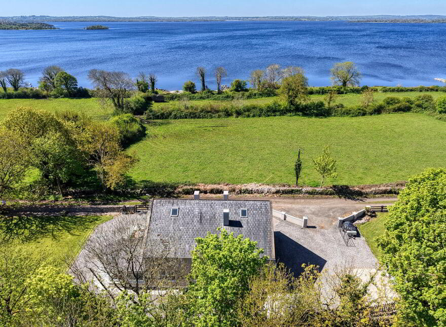 Berry Lodge, Elfeet, Newtowncashel, N39PV29