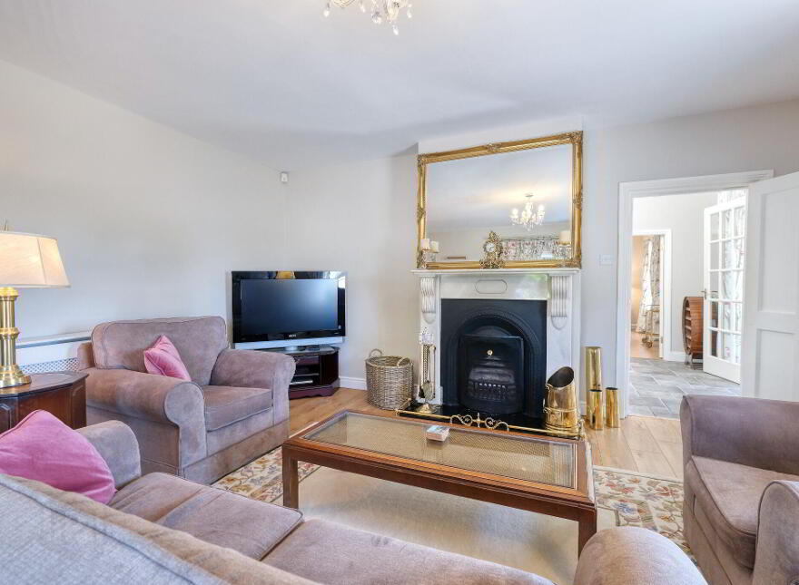 Berry Lodge, Elfeet, Newtowncashel, N39PV29