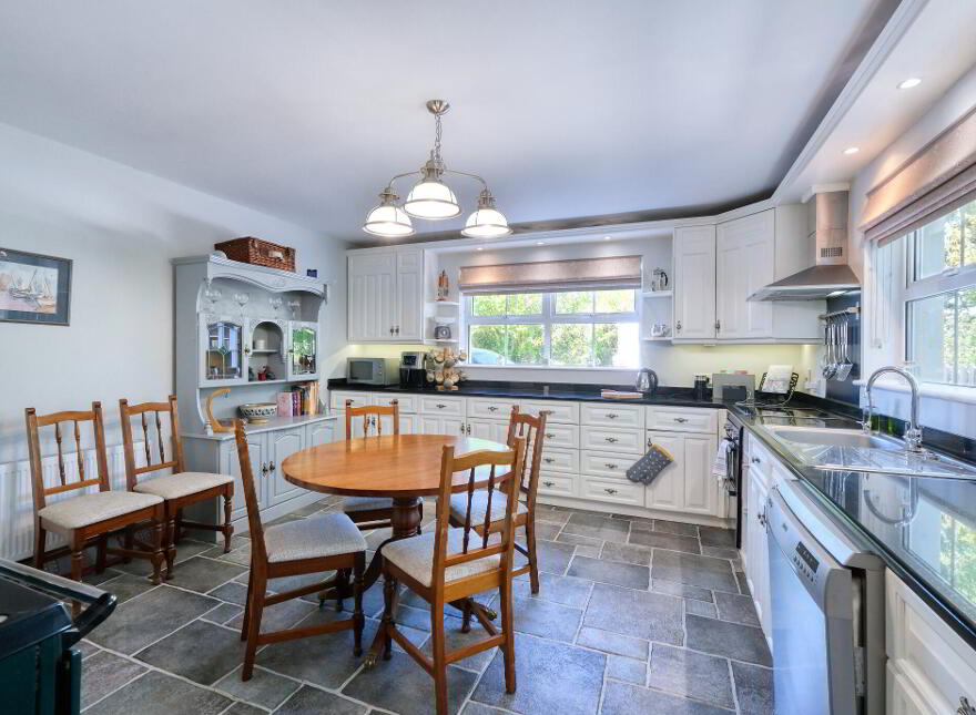 Berry Lodge, Elfeet, Newtowncashel, N39PV29