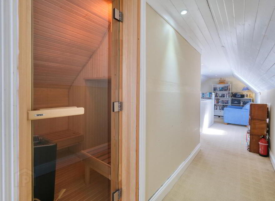 Berry Lodge, Elfeet, Newtowncashel, N39PV29