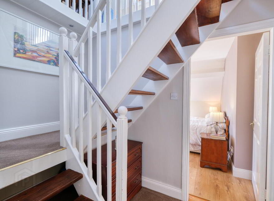 Berry Lodge, Elfeet, Newtowncashel, N39PV29