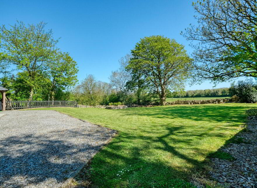 Berry Lodge, Elfeet, Newtowncashel, N39PV29