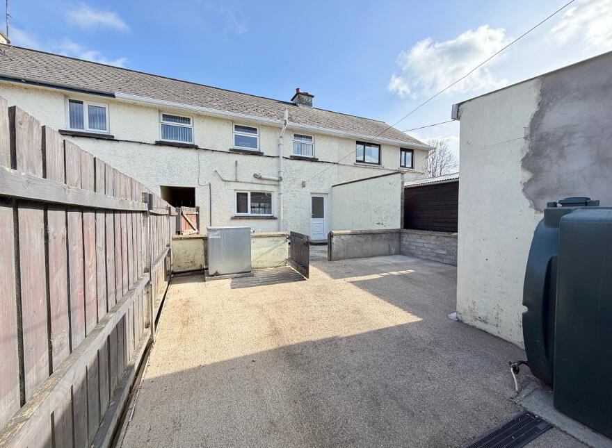33 Ard-Na-Maine, Cullybackey, Ballymena, BT42 1BY