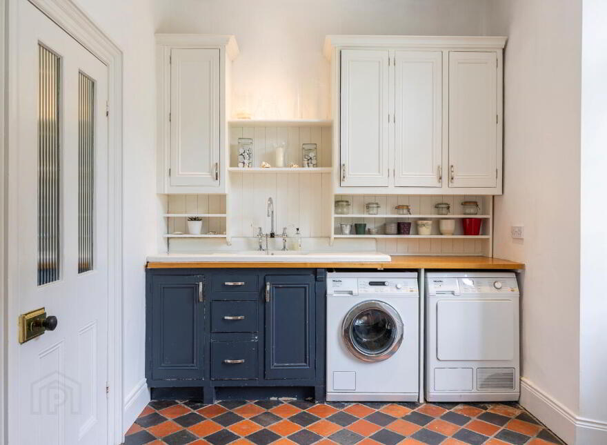 Ballywooley House, 173 Crawfordsburn Road, Bangor, BT19 1BT
