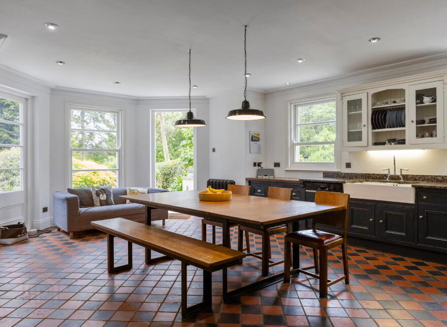 Ballywooley House, 173 Crawfordsburn Road, Bangor, BT19 1BT
