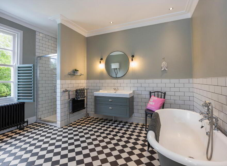 Ballywooley House, 173 Crawfordsburn Road, Bangor, BT19 1BT