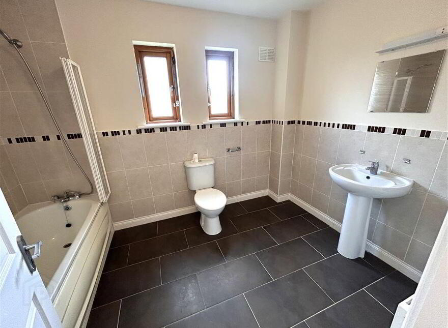 12 Riverview, Mill Road, Slane, C15W7R0