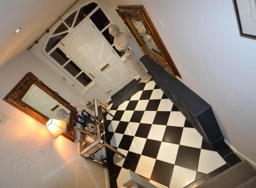 7 Priory Park, Off Bangor Road, Holywood, BT18 0LG