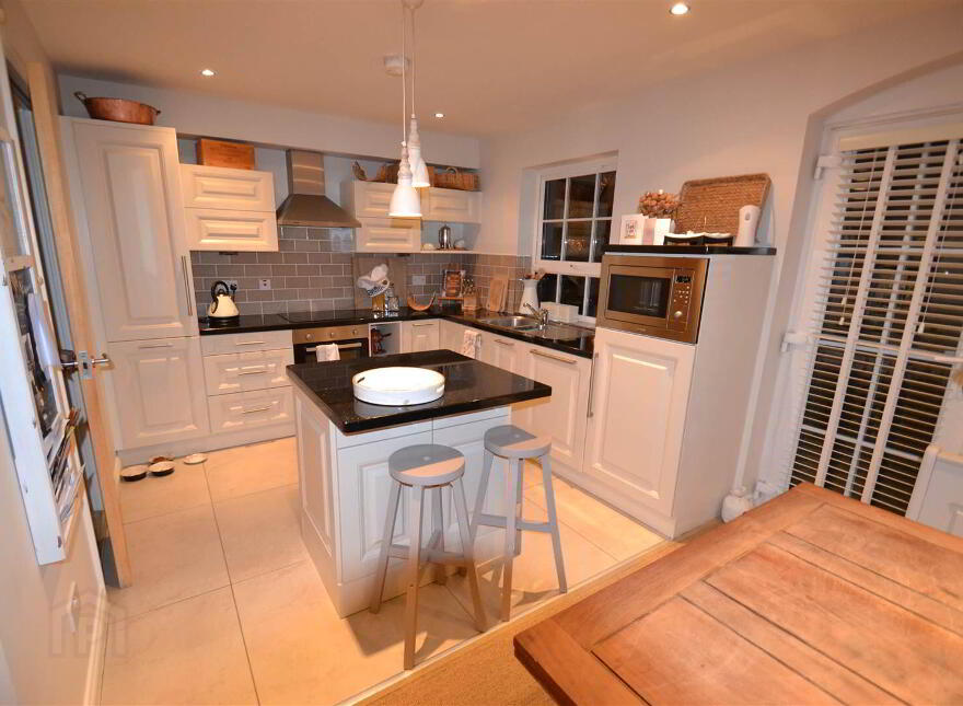 7 Priory Park, Off Bangor Road, Holywood, BT18 0LG