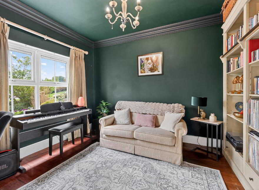 5 Drakes Point, Crosshaven, Myrtleville, P43W598