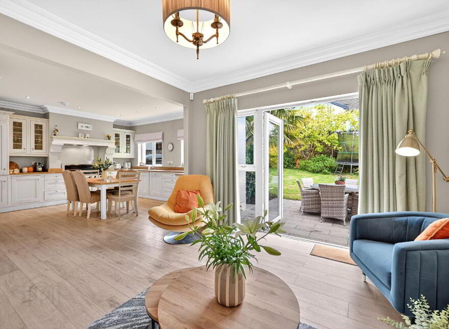 5 Drakes Point, Crosshaven, Myrtleville, P43W598
