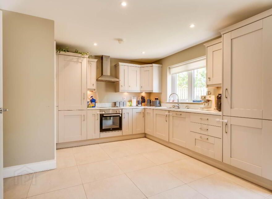 5 Beechwood, Lisnaskea, Enniskillen, BT92 0LQ