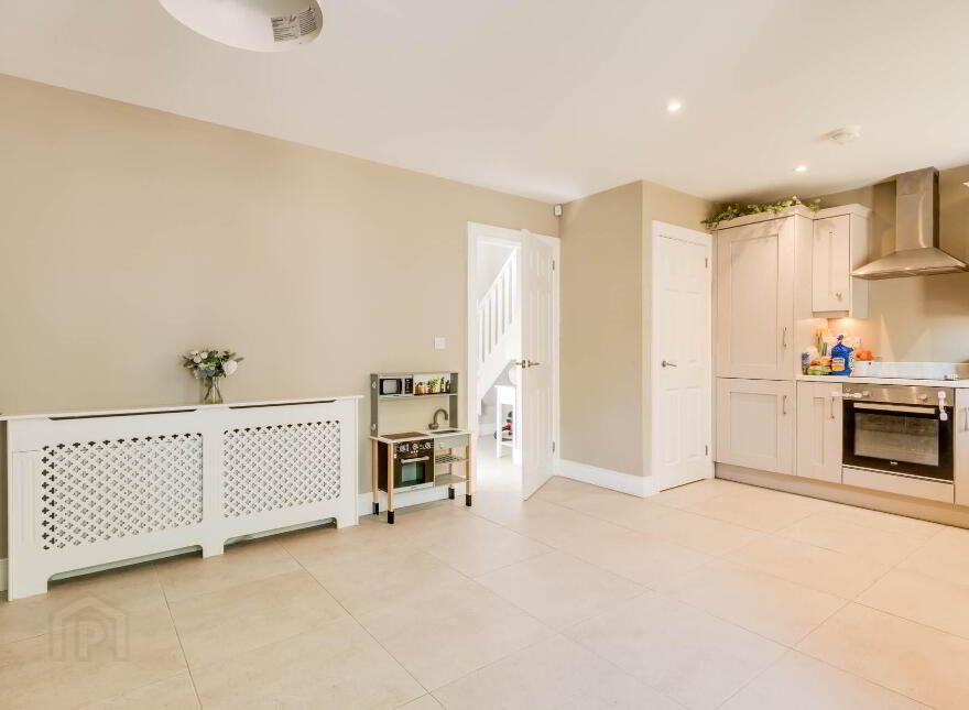 5 Beechwood, Lisnaskea, Enniskillen, BT92 0LQ