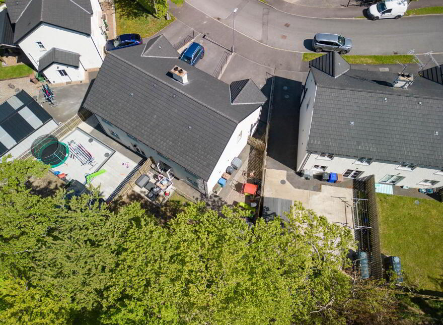 5 Beechwood, Lisnaskea, Enniskillen, BT92 0LQ