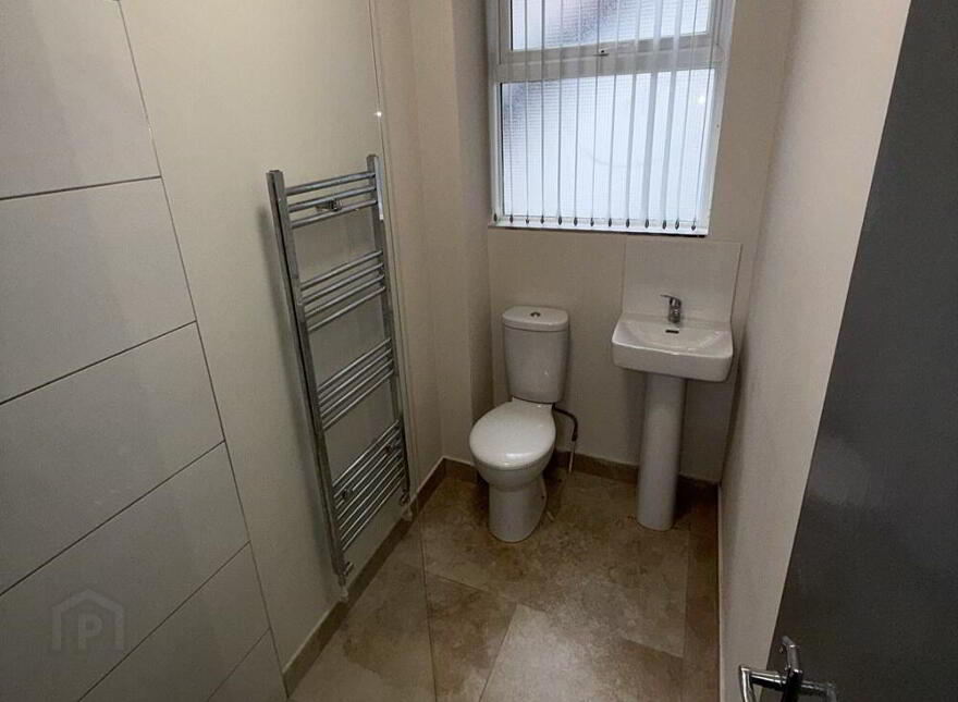 2, 26 Stranmillis Road, Belfast, BT9 5AA