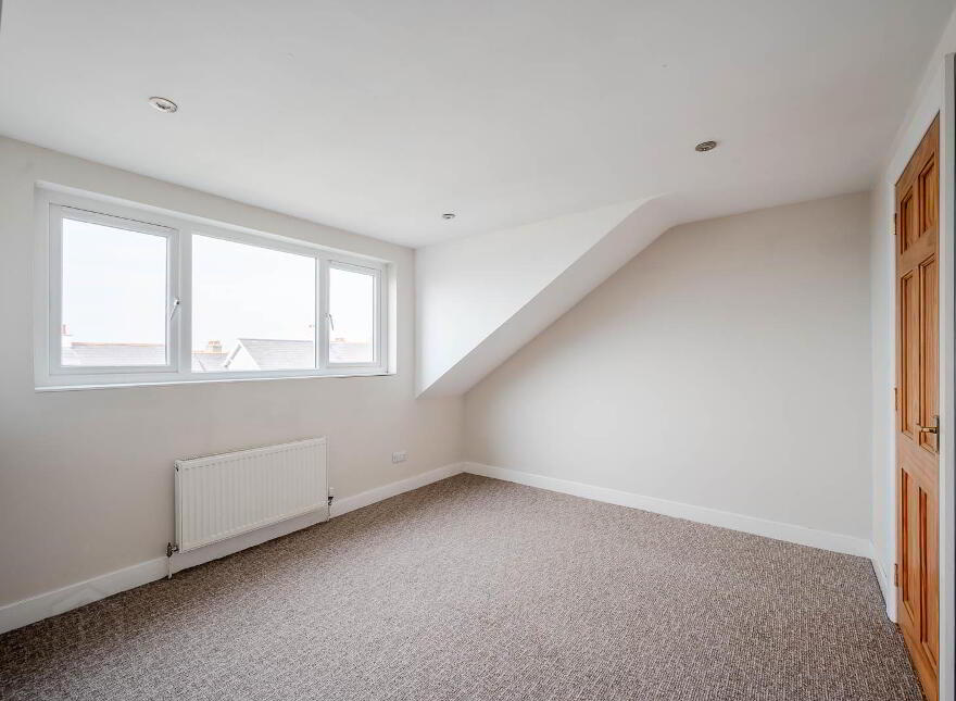 10 Stanley Road, Bangor, BT20 5EL