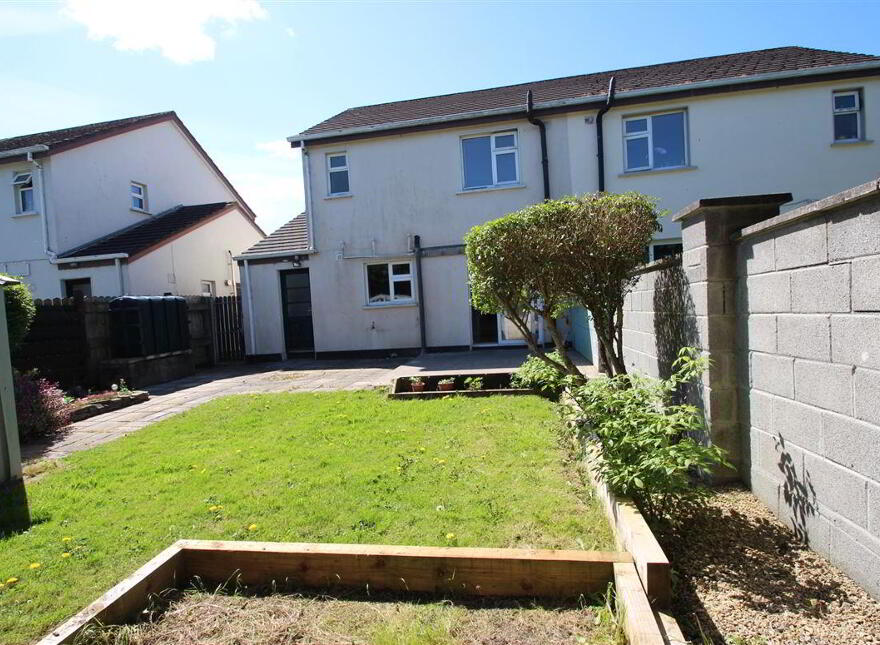 The Cedars, Hophill, Tullamore, R35HN27
