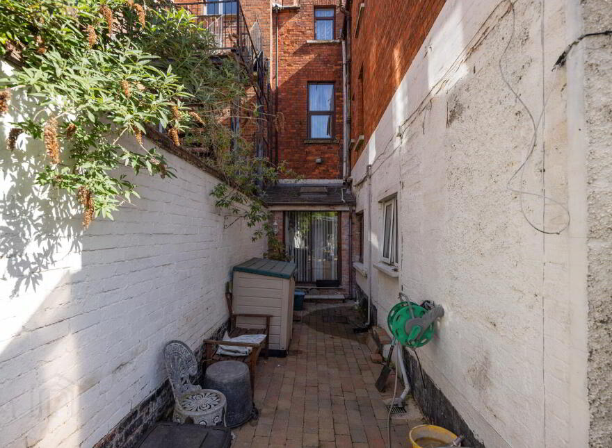 16 Cliftonville Road, Belfast, BT14 6JX