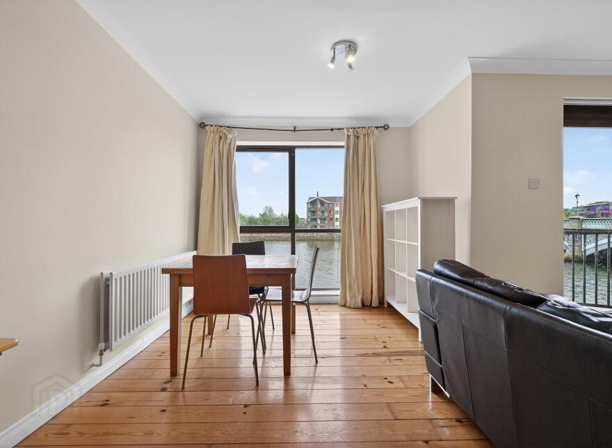 4 St Johns Wharf, Belfast, BT1 3LT