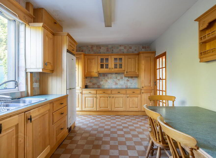 115 Lower Braniel Road, Belfast, BT5 7NL