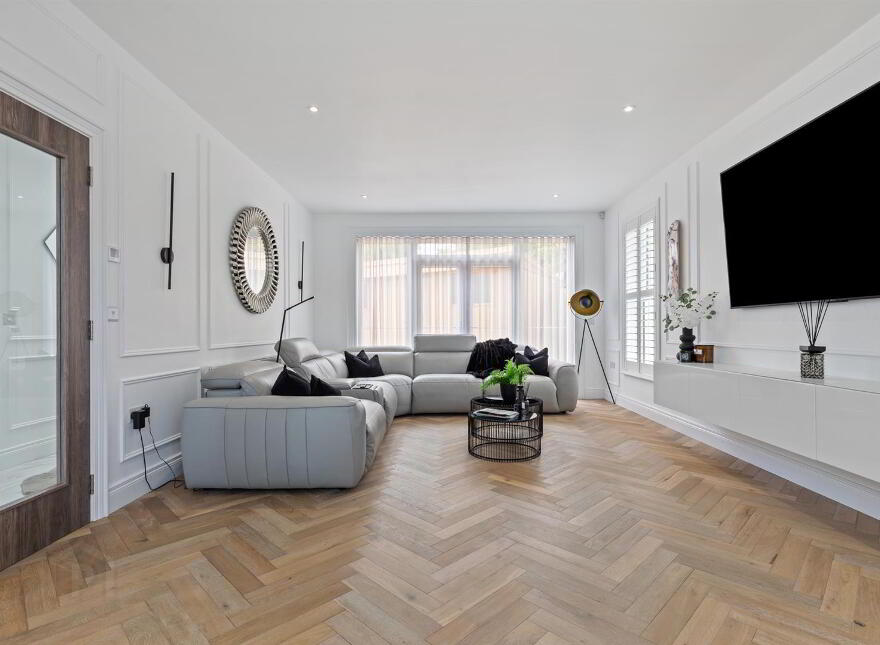 6 Brynmor Park, Newtownards, BT23 7JN